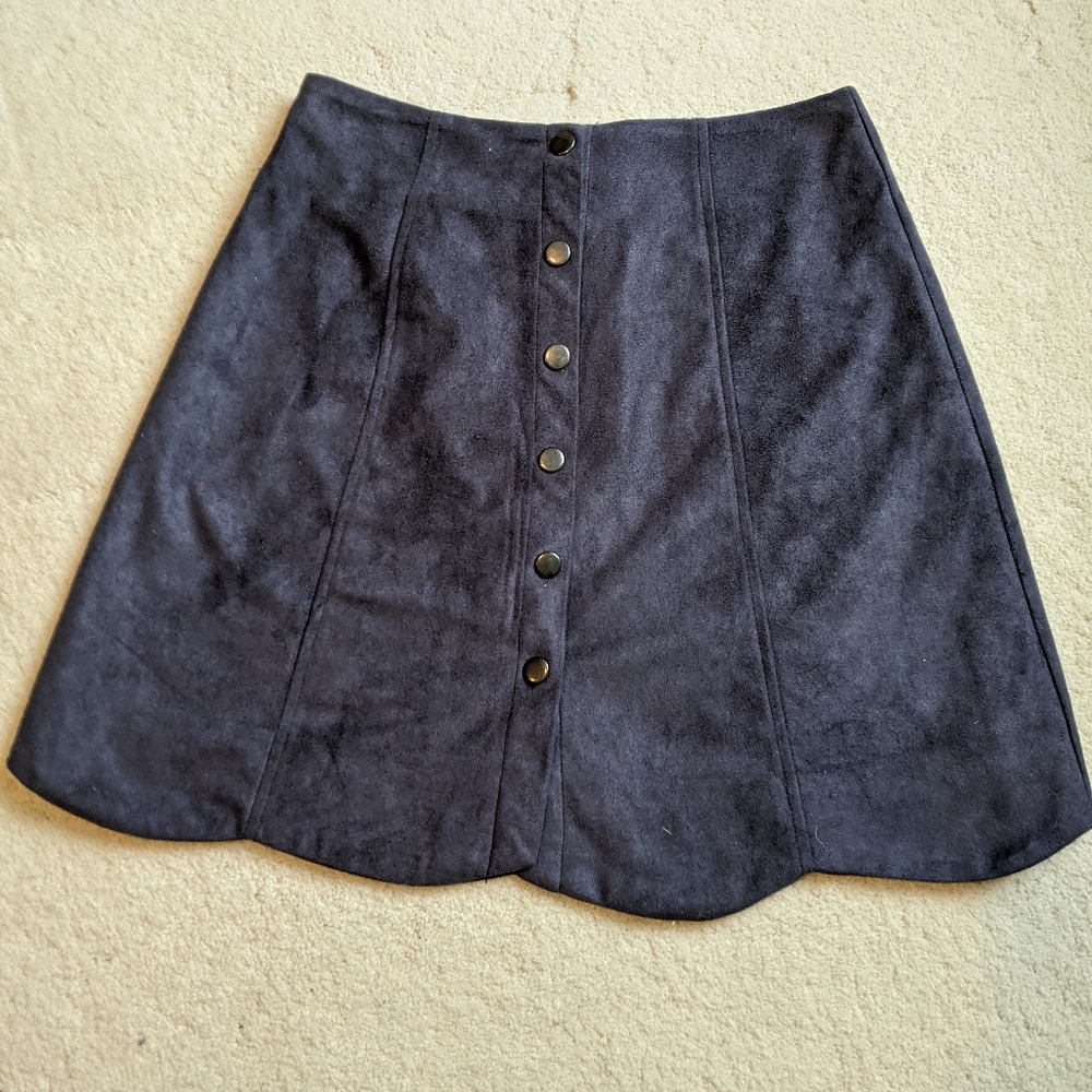 Blue scalloped mini skirt